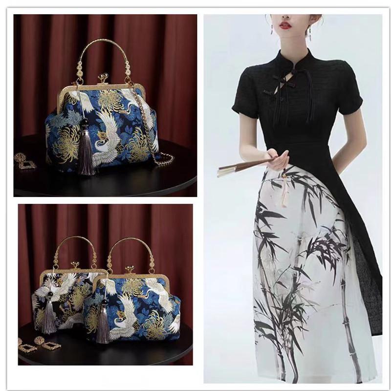 Elegant Chinese Ethnic Hanfu Cheongsam Retro Handbag - Gold Shoulder Crossbody Bag