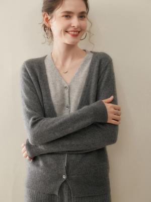 2025 Herbst/Winter Damen Colorblock V-Ausschnitt Kaschmir Faux Two-Piece Strickjacke