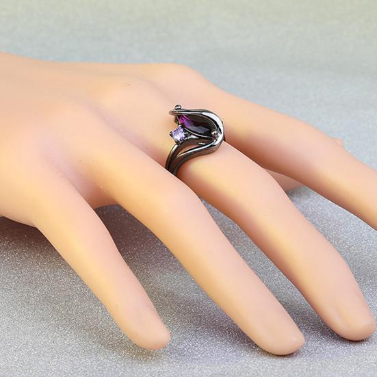 Women Romantic Faux Sapphire Horse Eye Shaped Hollow Out Ring Jewelry