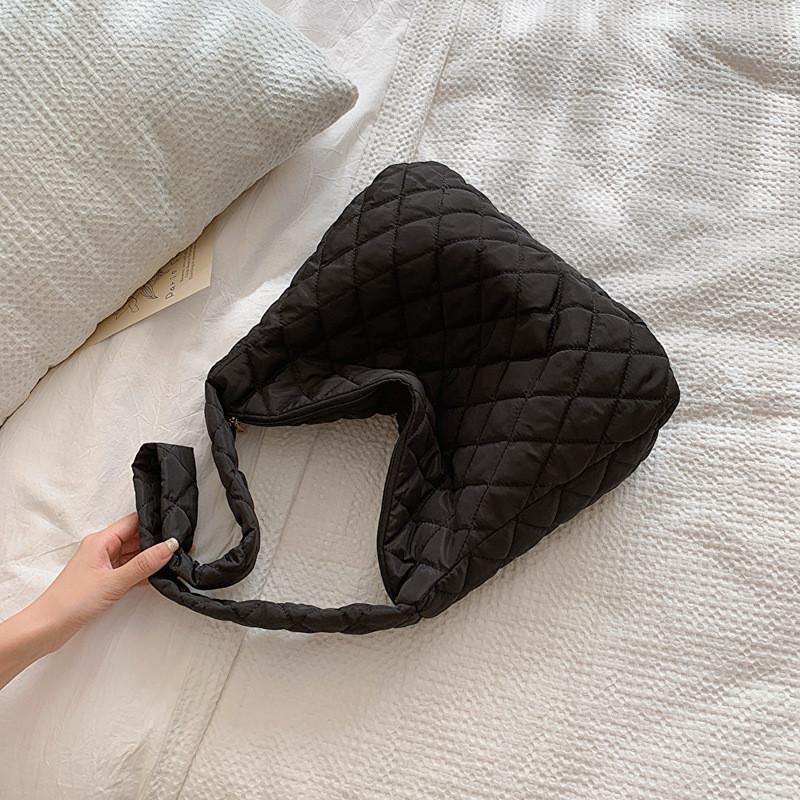 Stylish Casual Large Capacity Tote Bucket Bag For College Students In Fashionable Colors