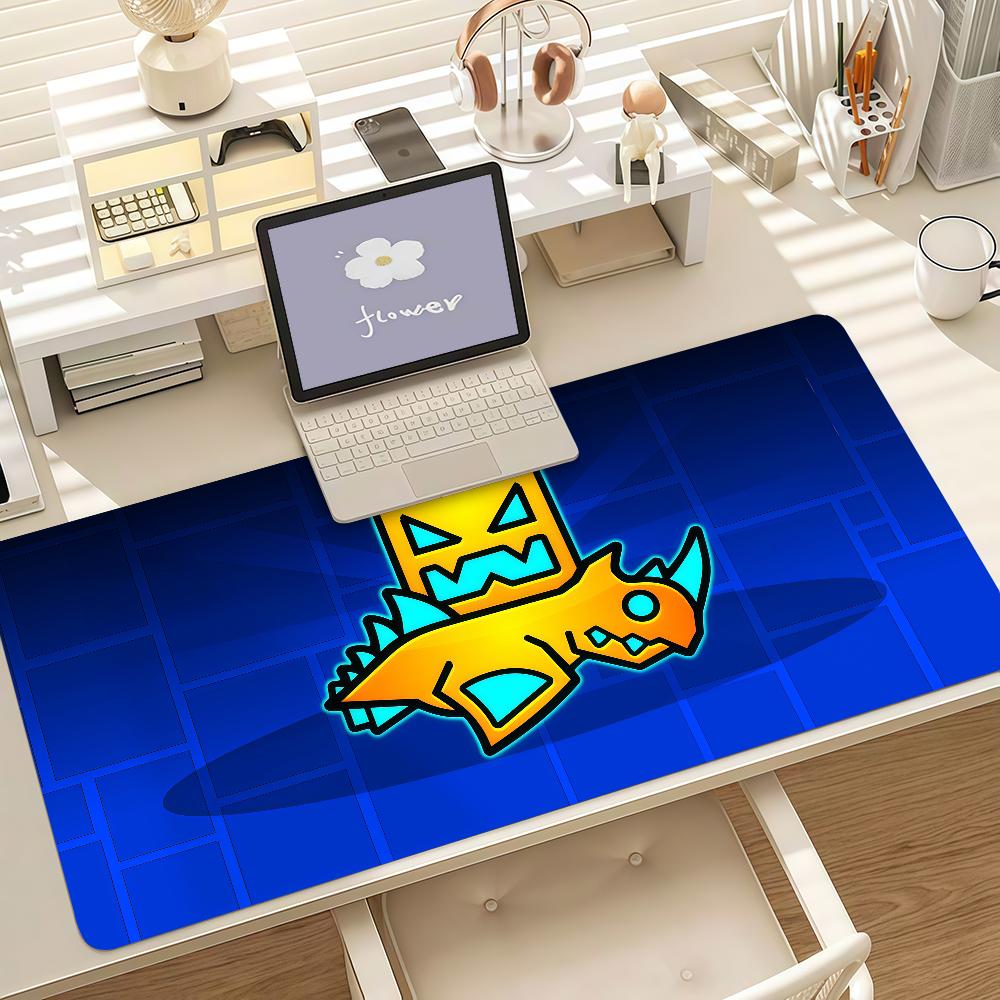 Game GEometry Dash Mouse Pad Anti Slip Rubber Edge Locked Thickened Laptop Gaming Desk Mat