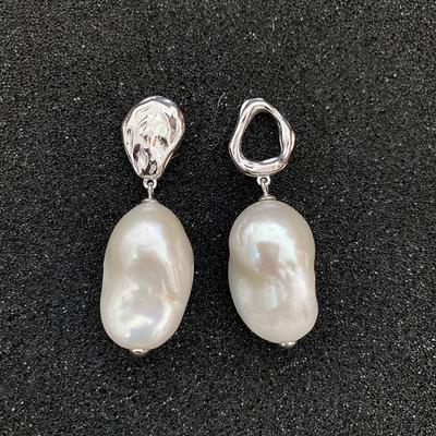 Freshwater Baroque Pearl Pass 925 Silver French Romantic Asymmetric Retro Metro Gorgeous Gorgeous Earrot Girl