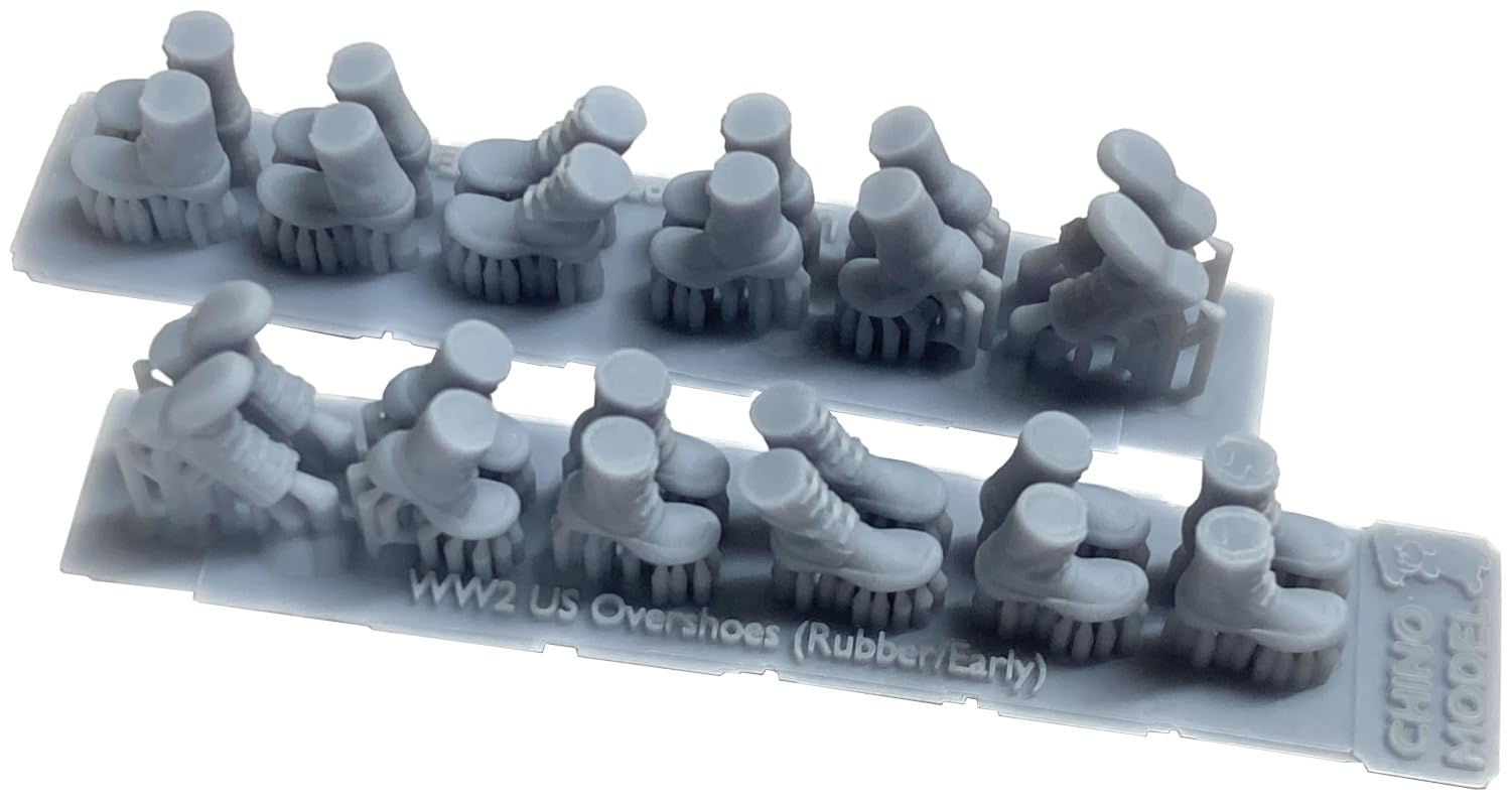 

Chino Model WW2 US Overshoes Early Model Plastic Model Parts 1/35 CM-182 (People)