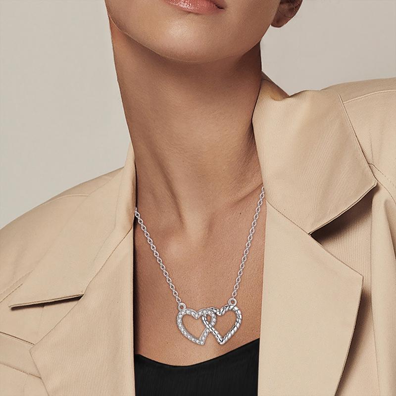 Latest In Love Heart Pendant Piece Necklace Piece Authentic Circle Necklace Women Chain Jewelry Creation Decoration Bracelet Style Accessories Charm