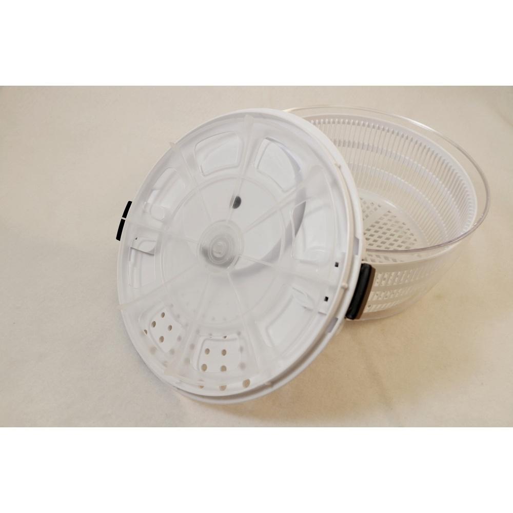 Salad Spiinner with Locking and Straining Lid 4.5 Qt