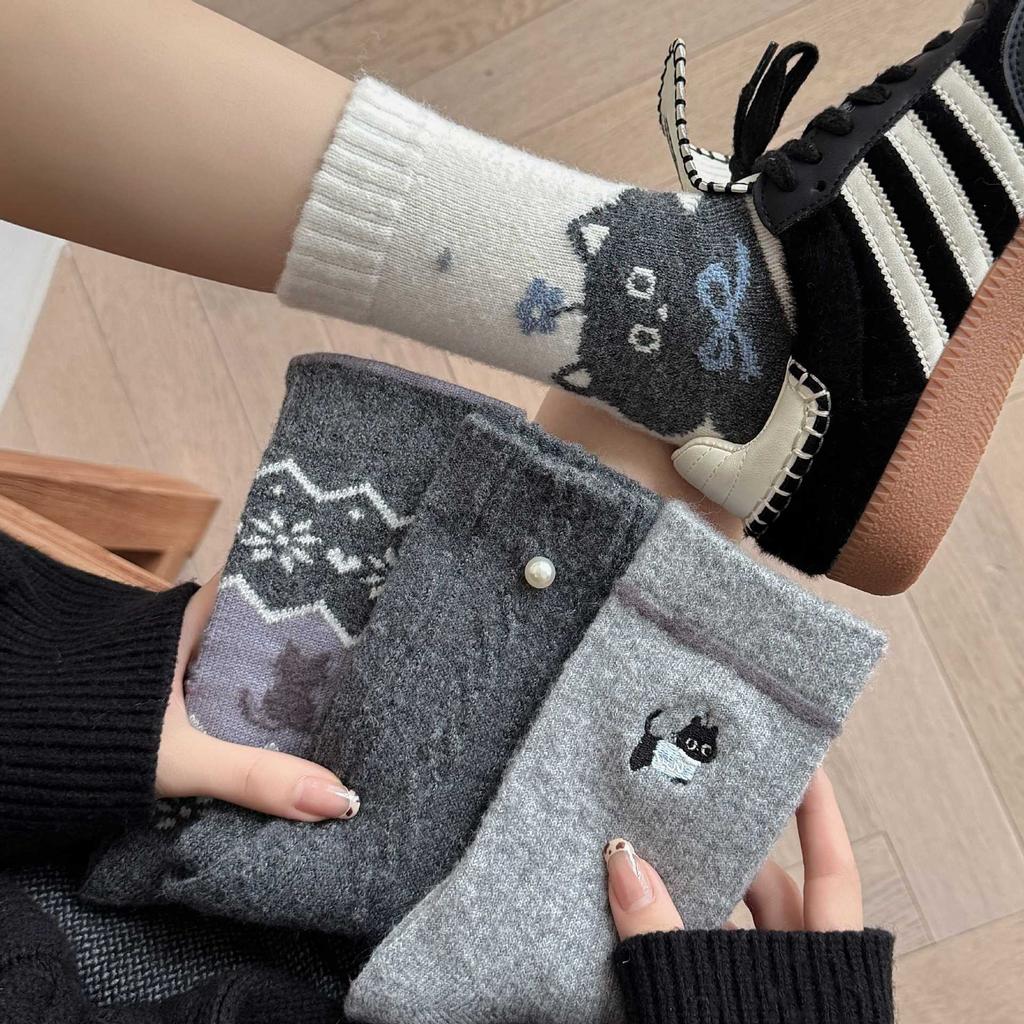 Female Autumn and Winter Thickened Warm Cartoon Cute Cat Wool Mid Tube Socks