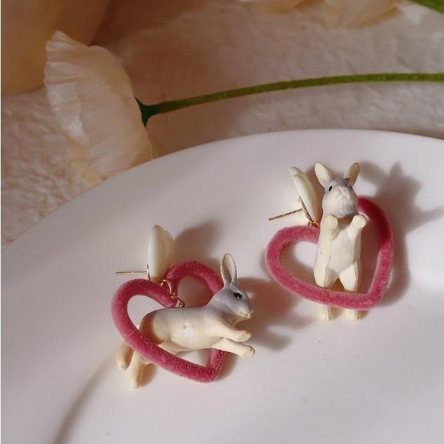 Harajuku White Resin Heart Rabbit Drop Earrings For Women Girls Fashion Ear Ring Jewelry Cute Three -Dimensional Animal Earring