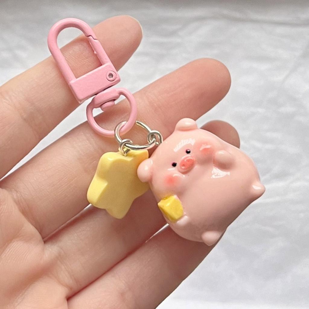 3D Pink Pig Keychain Pendant Cute Cartoon Resin Charm Key Rings Personalized Hangings Keychain for Girls and Students