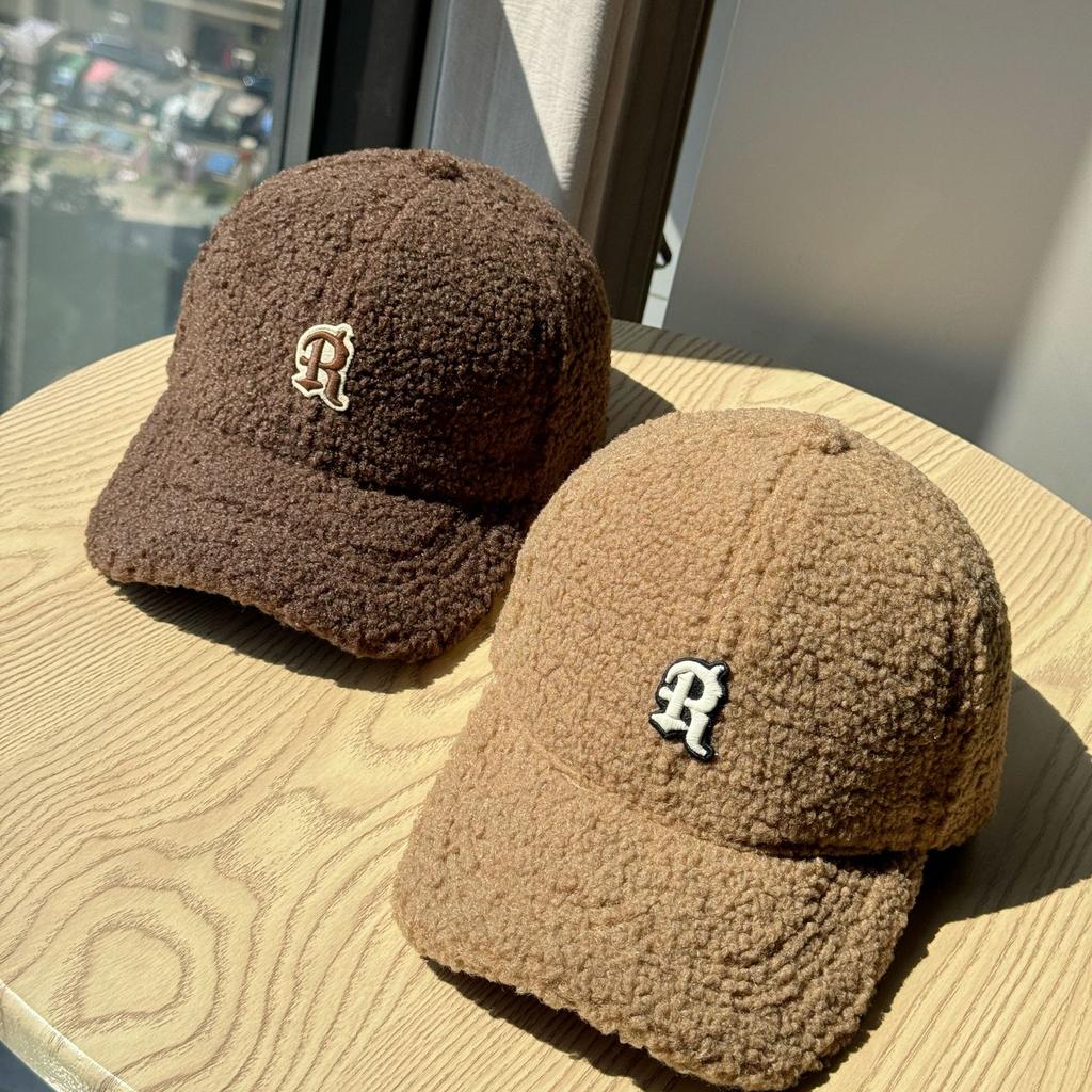 Nowa Jesienno-Zimowa Zagęszczona Ciepła Czapka Baseballowa z Wełny Jagnięcej dla Kobiet z Szerokim Rondem Duża Twarz Mała Twarz Mała Głowa Czapka z Daszkiem Modna