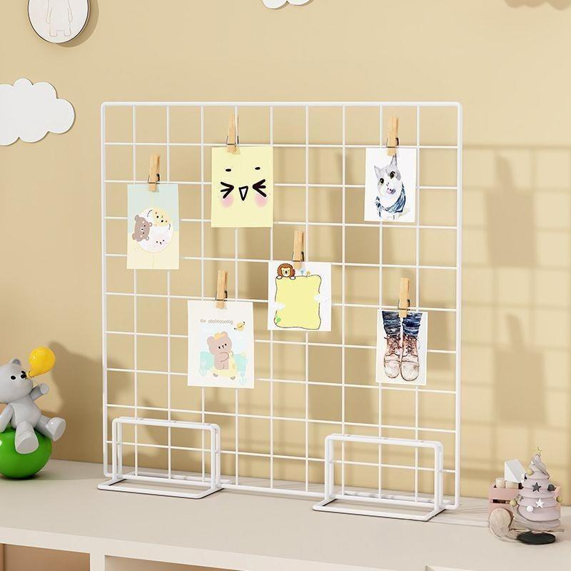Grid Art and Photo Stands Modern Metal DIY Display Stands with Grid Panels Jewelry Exhibition Stands, and Jewelry Pendant Stands