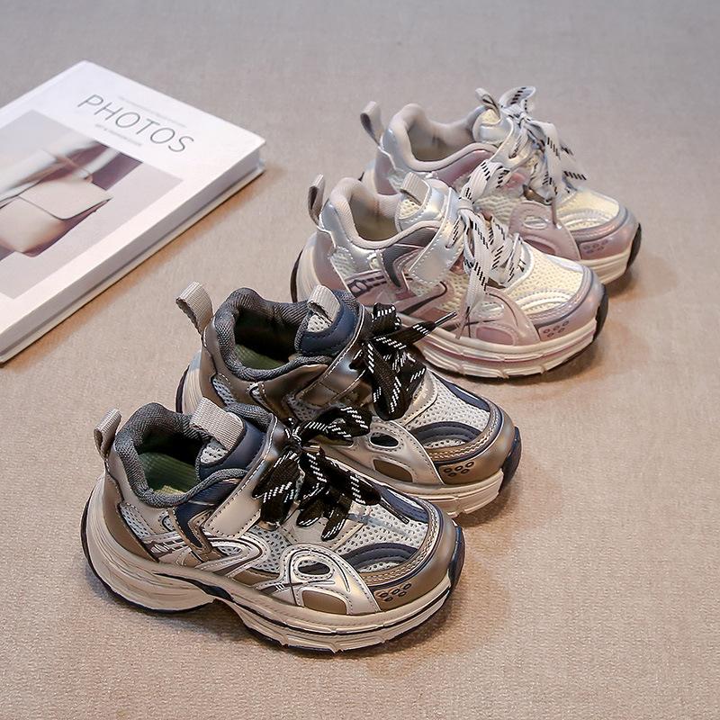 Children's sports shoes 2025 spring new girls fashion dad shoes fashion soft sole middle and older girls running shoes