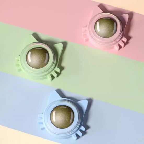 Catnip Ball Cat Toy 360-Degree Rotating Catnip Ball Encourages Active Play Cats Lick Kitten Chew Toy for Dental Health Chewing Boredom Relief