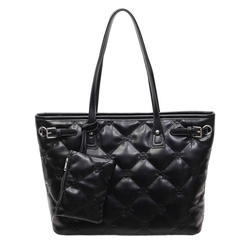 Rhombus chain bag women's 2025 new autumn and winter high-end retro shoulder bag large-capacity commuter tote bag