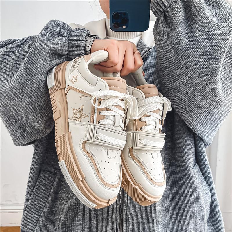 

Men s shoes 2024 new summer casual versatile heightening board shoes men s Korean version niche tide brand high-end star tide shoes 44 бежевий