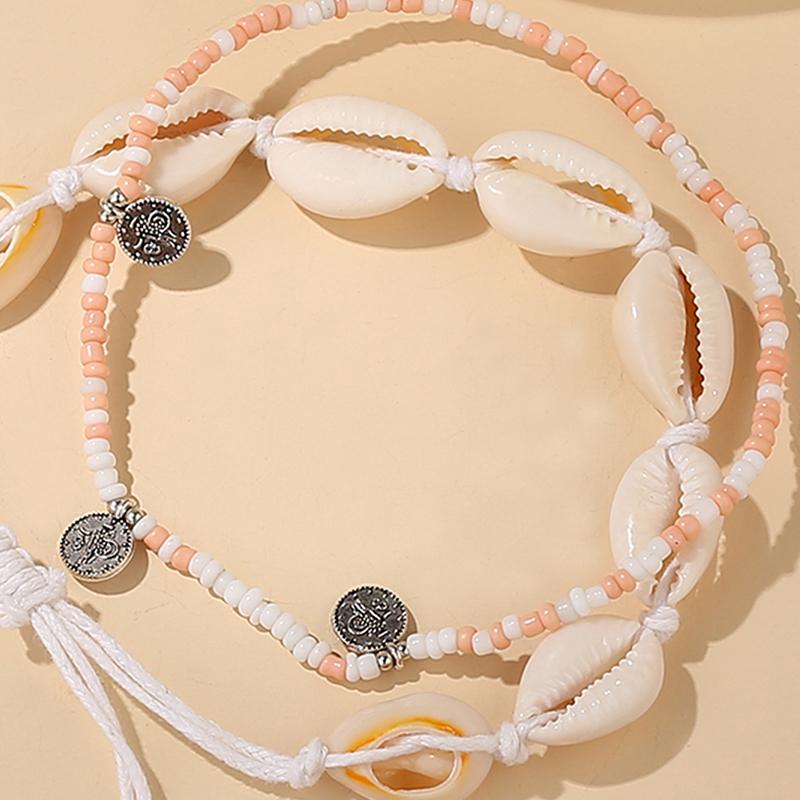 

2 шт. браслеты на лодыжку из натуральных ракушек в стиле Богемии для женщин, маленькие смоляные бусины, летний пляжный браслет на лодыжку из ракушек, украшения для ног as the picture