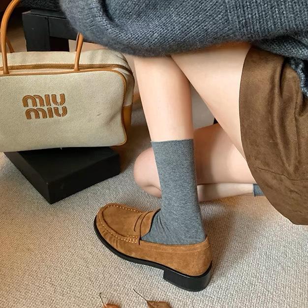 

Rear zipper short boots versatile retro small square head thick heel ankle boots 2025 autumn and winter new Korean version single boots thin boots w 35