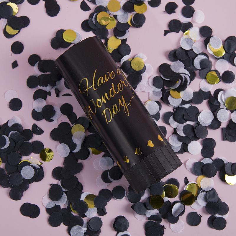 Handheld Birthday Cake Party Celebration Hand-twisted Spray Nozzle Wedding Dessert Table Firecrackers