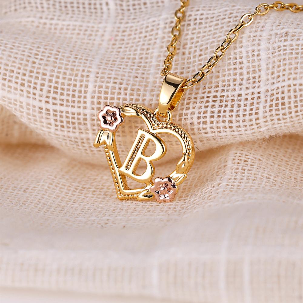 AZ Buchstaben Gold Farbe Blume Initialen Halskette Frauen Mädchen Herz Brief Choker Halskette Beste Geschenke Alphabet Schmuck