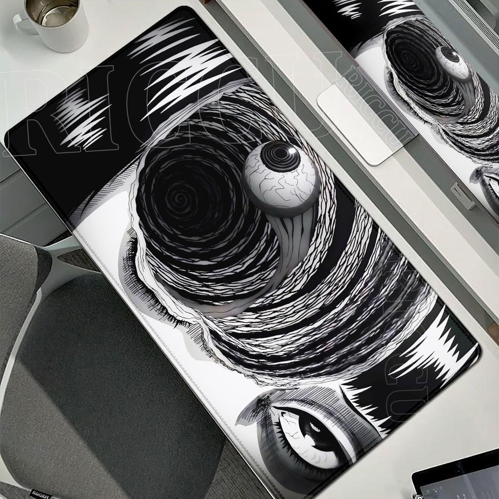 Black and White Horror Collage Anime Girl Mouse Pad XXL Gamer Mousepad Office Extended Desk Pad Gaming Keyboard Mat Large Carpet