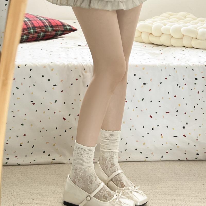 Inner height increase versatile light mouth single shoes women's spring and summer retro square head bow one-word buckle Mary Jane shoes