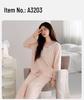 Women's Long-Sleeve Sea Island Velvet Pajamas Set - Winter Warm, Cute Style, Suitable for Outdoor Wear.