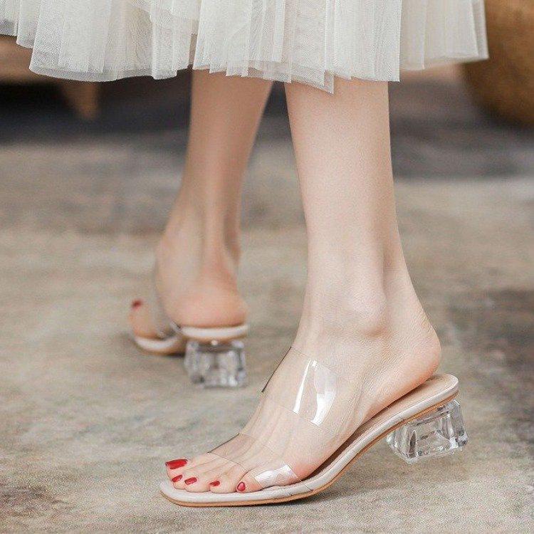 Transparent medium heel crystal shoes high heel sandals new summer fashion thick heel outer wear cool slippers