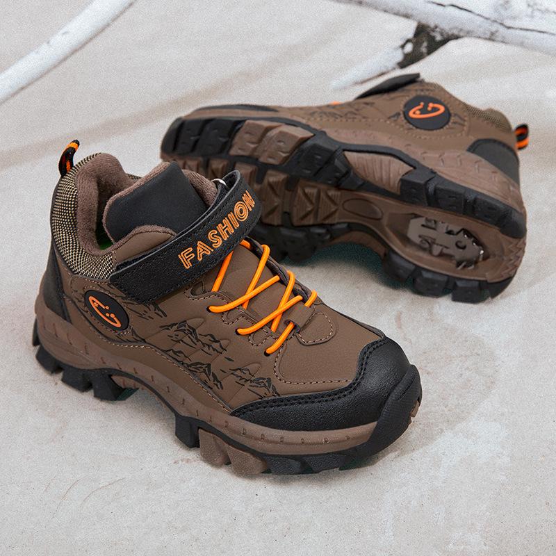 Boys' Fleece-Lined Snow Boots with Steel Claws for Older Children - Thick, Warm Cotton Shoes for Winter Outdoor Use