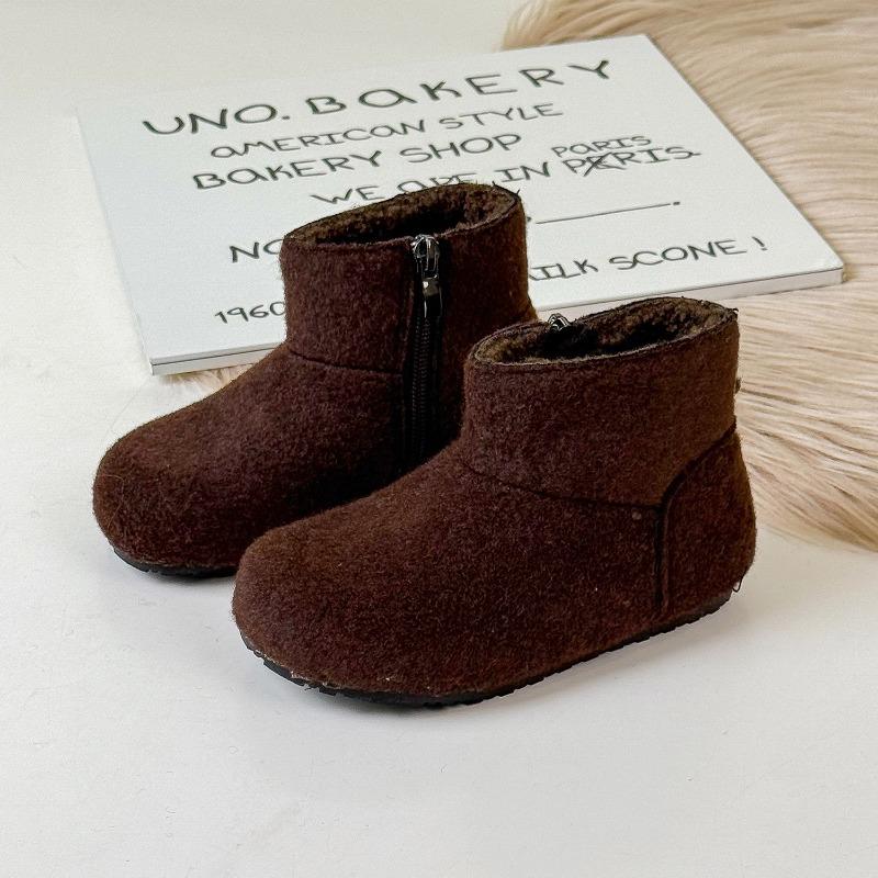 

Модные универсальные шерстяные полусапожки Classmate для девочек на мягкой подошве 22-25 yards whole hand 4 pairs starting batch коричневый