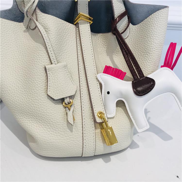 2024 Cowhide Lychee Pattern Vegetable Basket with Gold Hardware and Button - Mother-and-Child Bucket Handbag