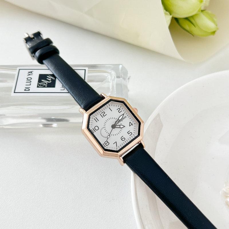 Watch Female Student Simple Personality Niche Temperament Retro Camellia Face Control White Small Dial