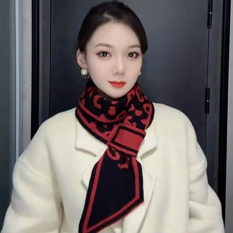 Womens Knitted Triangle Scarf Winter Warmth Stylish Geometric Lightweight Neck Warmer Students