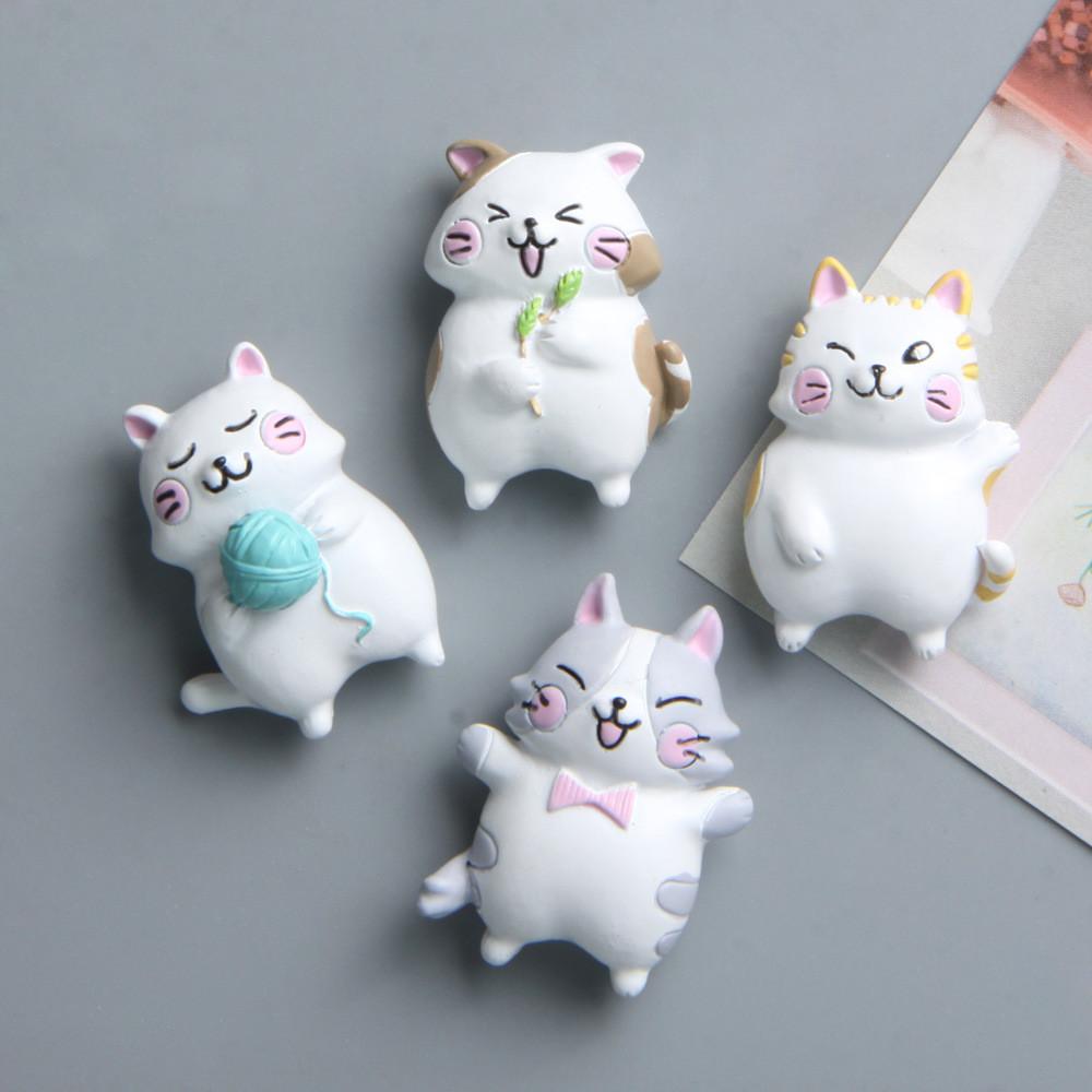 Magnete da Frigorifero Gatto in Resina con Design Cartone Animato 3D per Decorazione Casa e Regalo
