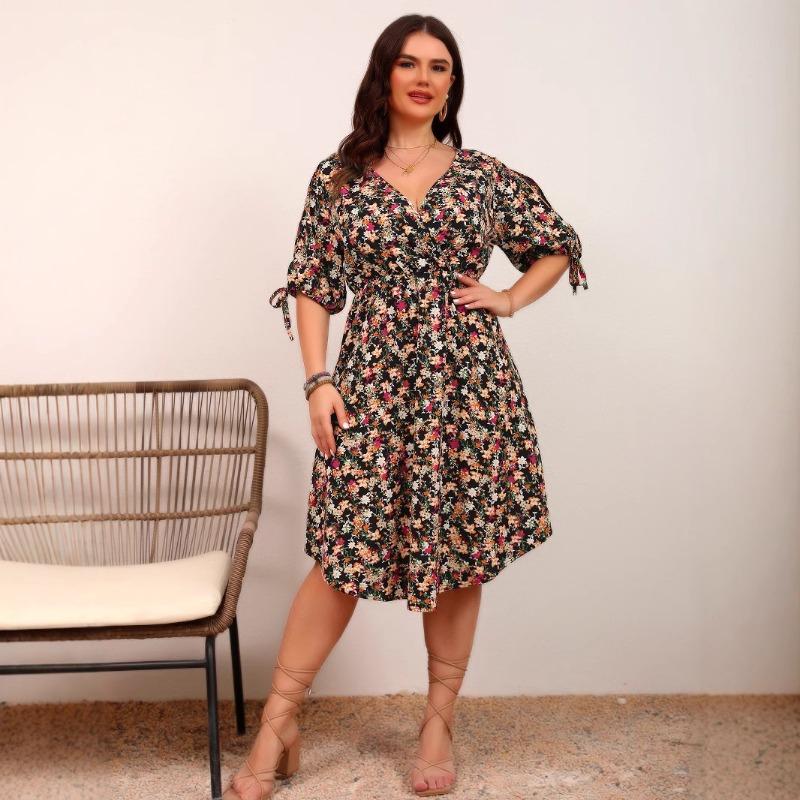 Große Größe Temperament Elegant V-Ausschnitt Taille Spleißen Blumenkleider