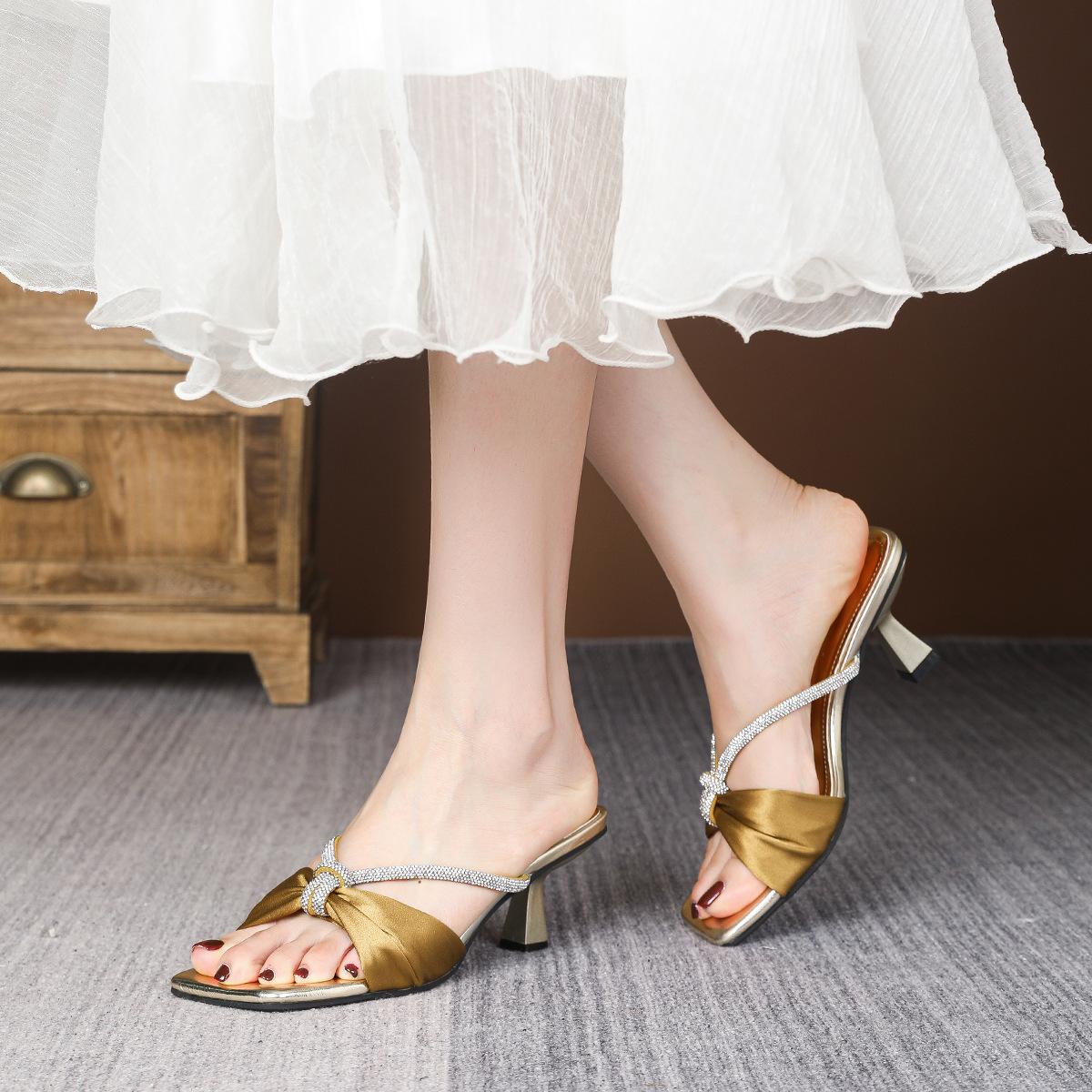 

Fashion luxury silk band high heels summer shoes woman crystal strap slippers ladies glitter party slides shoes female heeled sandalias 40 золотой