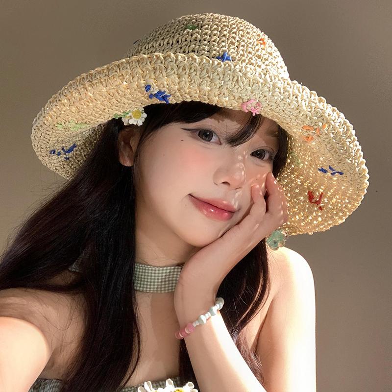 New Big-brimmed Colored Sunshade Straw Hat for Vacation Travel, Versatile Straw Weaving Sunscreen, Fashionable Seaside Beach Hat