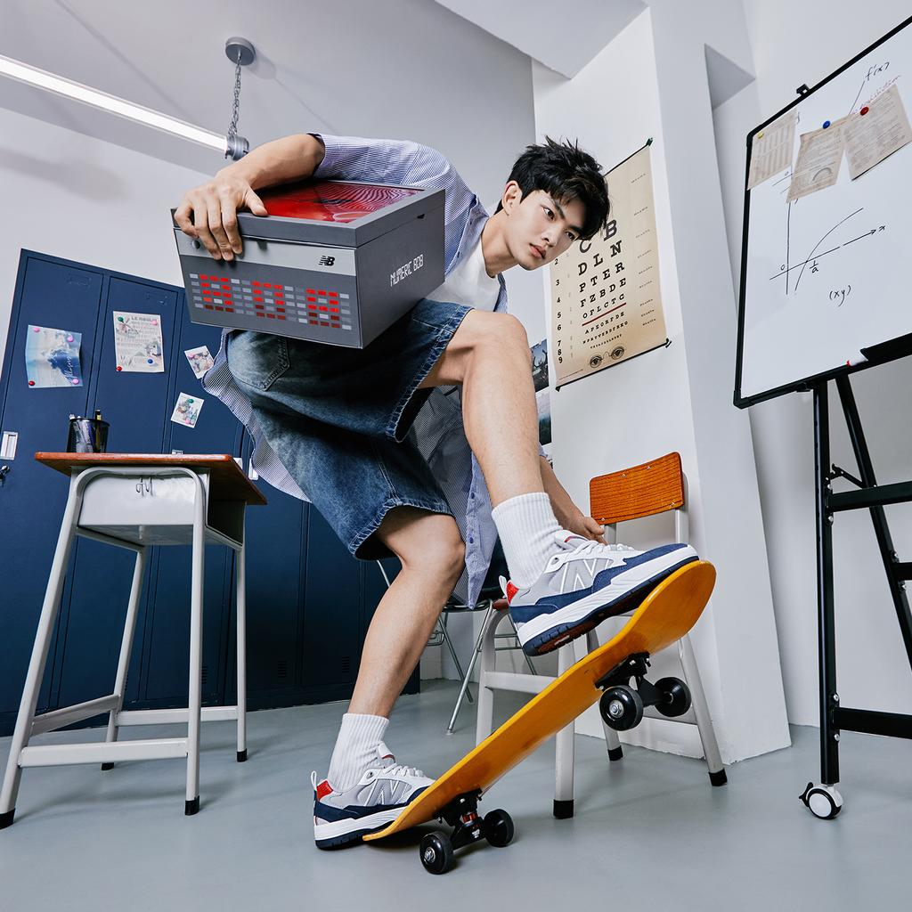 Tiago Lemos x New Balance Numeric 808 Weiß Marineblau Unisex Sneaker NM808WRB