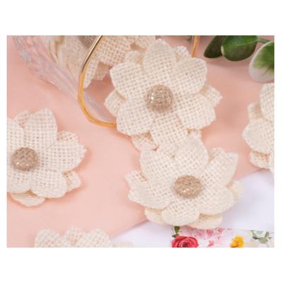 6pcs 6cm Diameter Burlap Flowers Cream-Coloured Flatback Fabric Flowers Hand Crafted Flowers Party Decorations