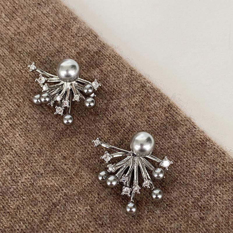 Silver Needle Firework Pearl & Cubic Zirconia Earrings - Luxury Autumn/Winter Studs, Versatile Style.