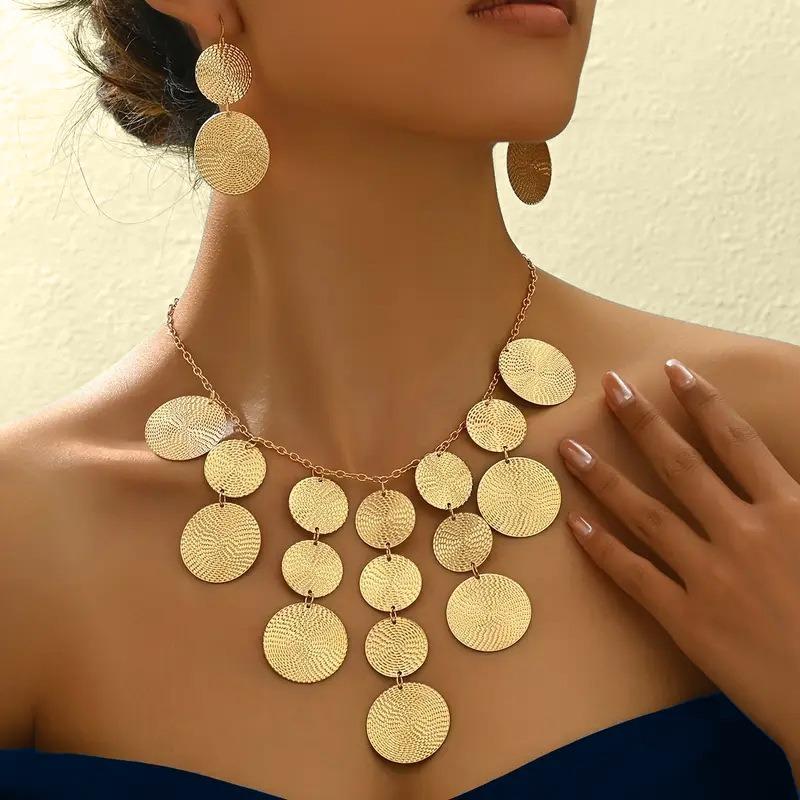 Retro Fashion Earrings Necklace Set Exaggerated Jewelry Beating Pattern Disc Simple