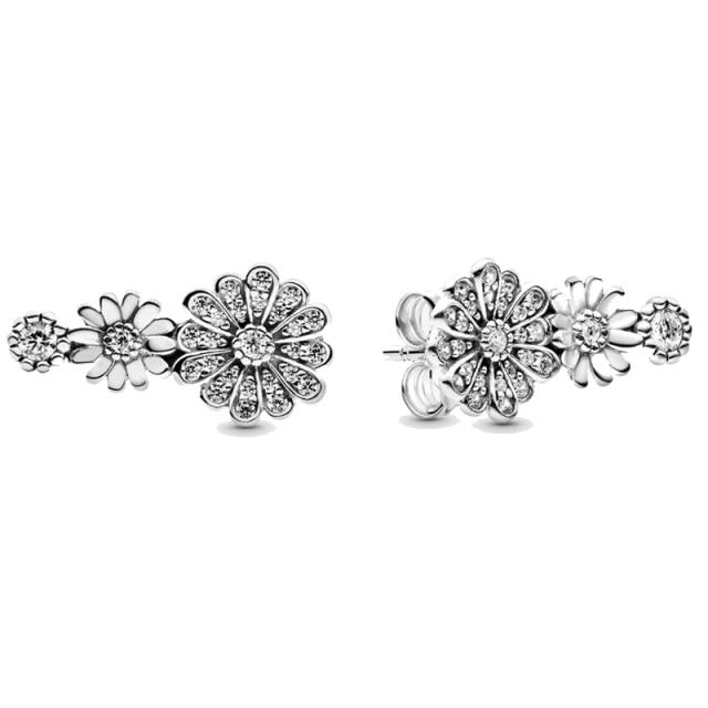 Original  Sterling Tone Pave Daisy Women Clusters Flower Statemen Poetic Blooms Stud Ear Studs Souvenir Present Popular Diy JewelryFlower