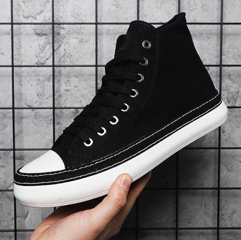 Men's High Top Canvas Shoes Black White Men Casual Sneakers Fashion Lace-up Vulcanize Shoes Cool Street Sports Brand Flats