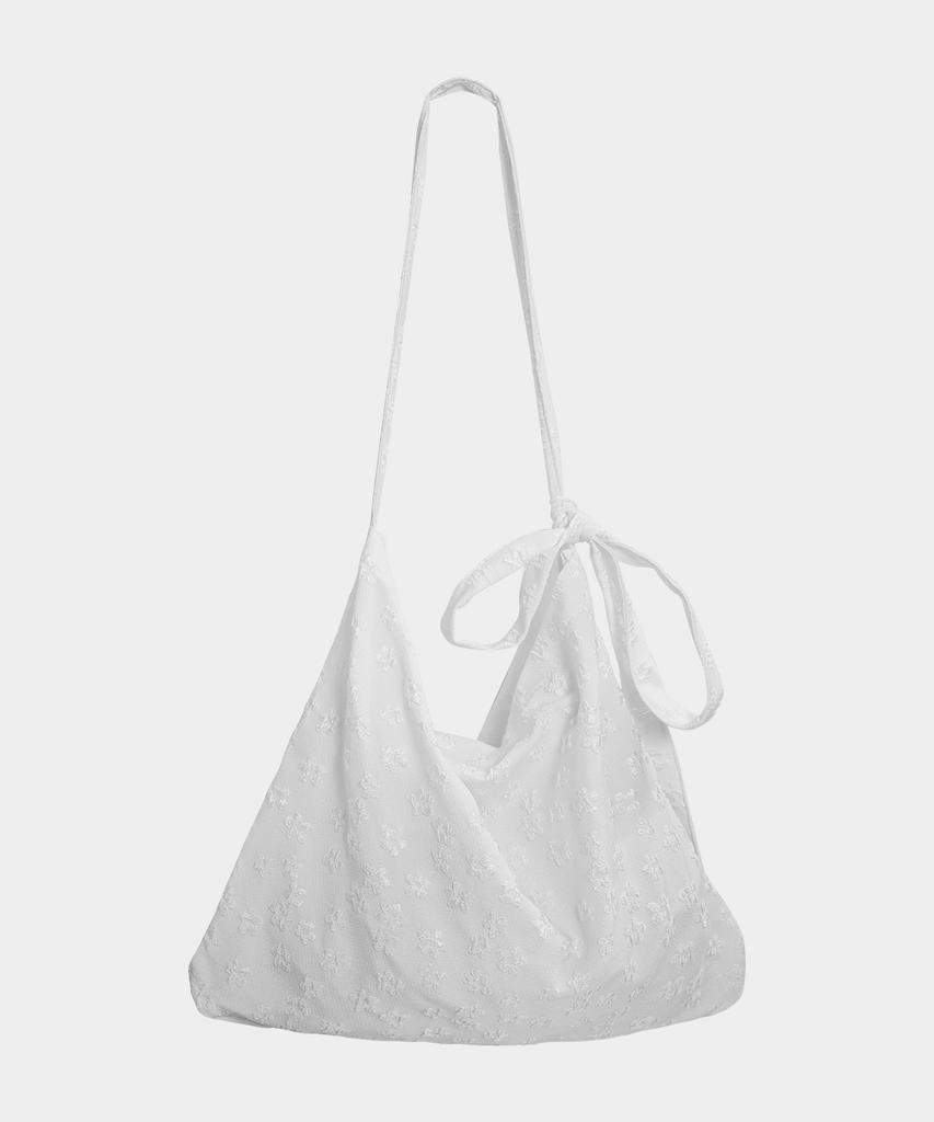 D.Lab Plum Pattern Ribbon Eco Bag - Flower Pattern White
