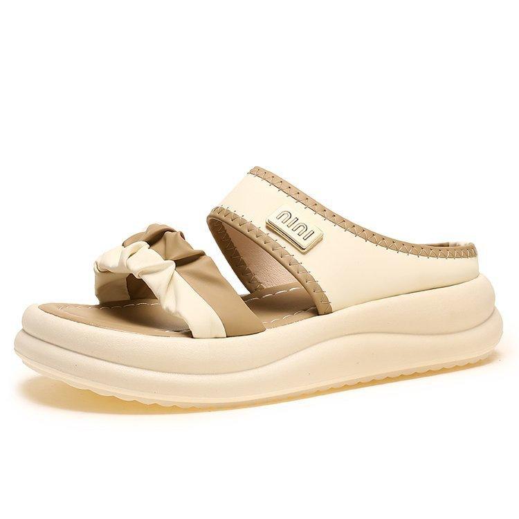 Muffin soft-soled slippers women's summer wear fashionable thick-soled non-slip maternity sandals 2025 new with skirts beach shoes