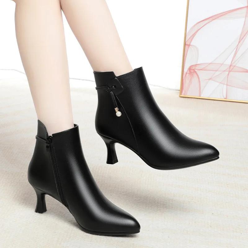 6cm Elegant Fashion Fall Winter Soft Leather Shoes Women Boots 2025 Black Med Kitten Heels Ankle Boots with Fur for Office Mom