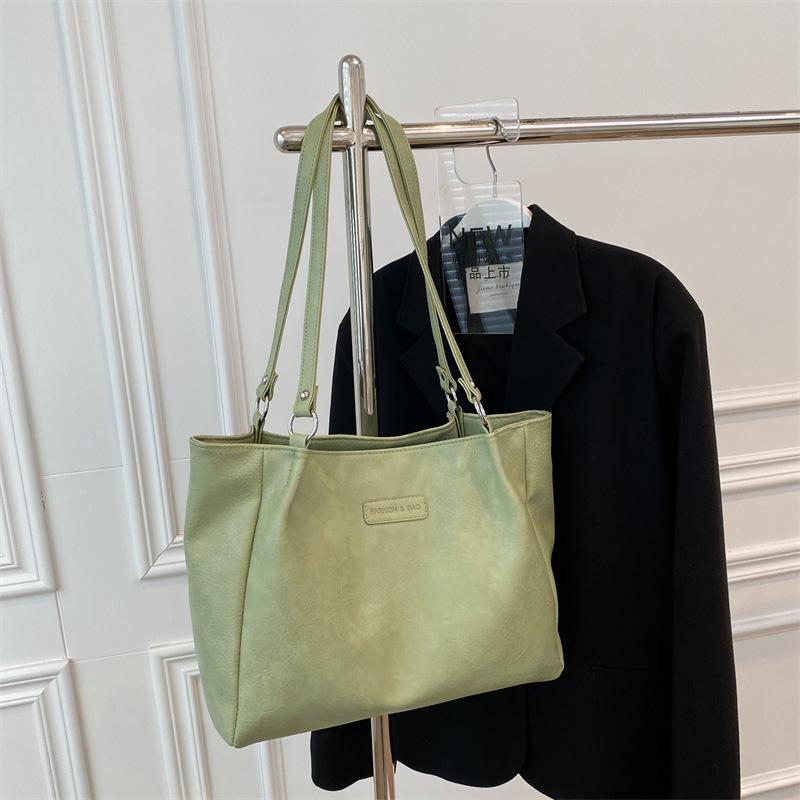 Casual large-capacity bag women's summer new fashion versatile shoulder bag class commuter tote bag