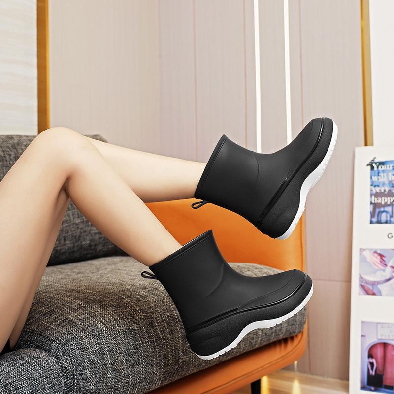 

Women s Waterproof Non-Slip Fashionable Short Rain Boots - Wear-Resistant for Outdoor and Car Washing, Rubber Shoes 39