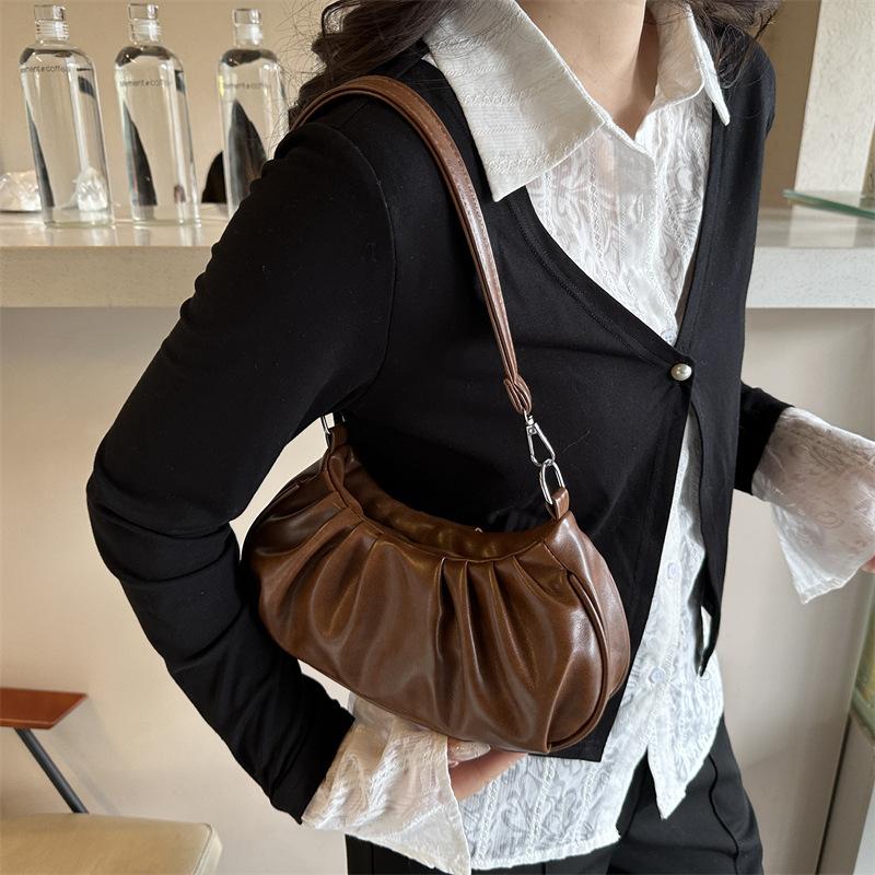 Niche 2025 Summer Soft Leather Underarm Bag Women's Cloud Folded Bag Baguette Shoulder Bag Premium Texture Korean Version Versatile