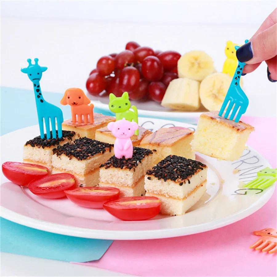 10pcs Animal Cute Fruit Fork Mini Cartoon Kids Snack Cake Dessert Food Pick Toothpick Bento Lunches Party Decor Random Color