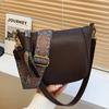 High Value Wide Shoulder Strap Retro Bucket Bag Women's Autumn New Fashion Commuter Shoulder Messenger Bag