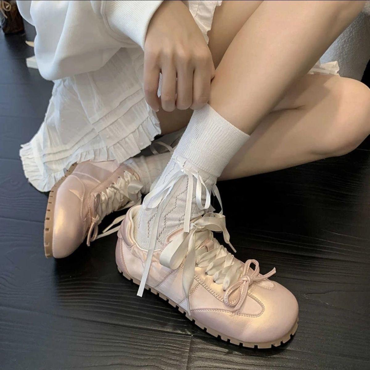 

Bow soft-soled flat-soled pink ballet shoes casual versatile moral training shoes little white shoes women s 2025 spring and summer new models 35 розовый